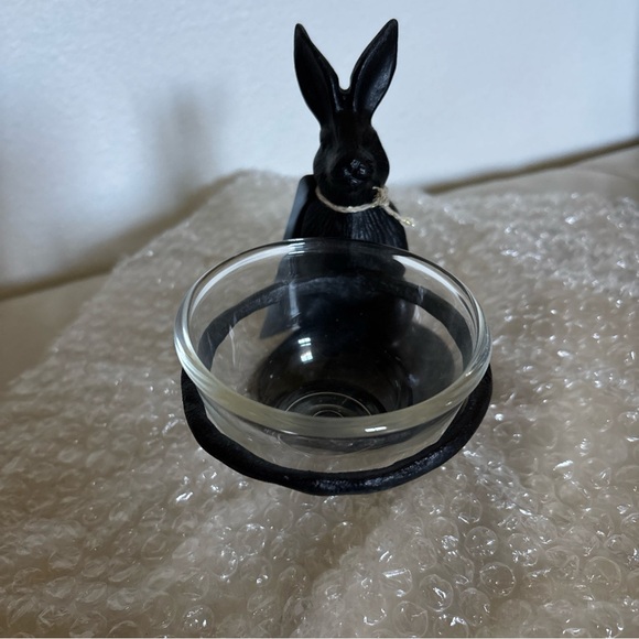 NWT Pottery Barn Sculpted Bronze Bunny Snack Bowl - Picture 4 of 6
